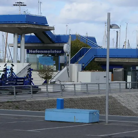 Διαμέρισμα Traumwohnung Mit Meerblick Ueber Ostsee *