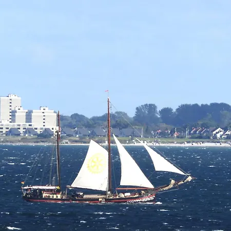 Traumwohnung Mit Meerblick über Ostsee